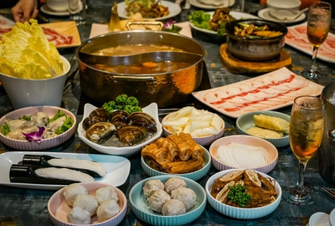 台北小巨蛋餐廳 台北小巨蛋餐廳