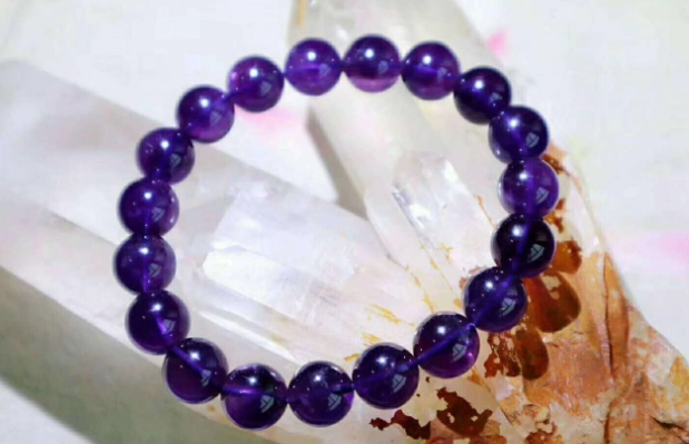 天然紫水晶特徵