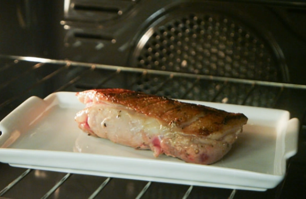 煎鴨胸溫度終極指南：掌握核心技巧，做出外酥內嫩美味