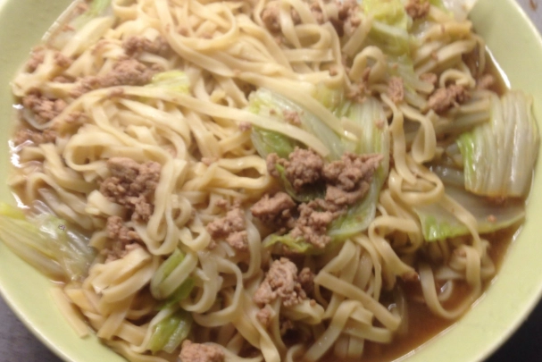 台式肉燥麵終極指南：從家常食譜到台北名店一次掌握