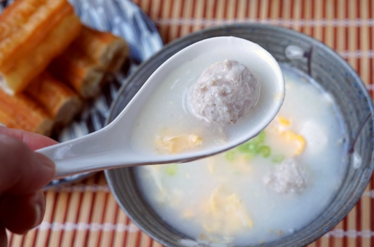 廣東粥底怎麼做？從選米到熬煮的完整秘訣大公開