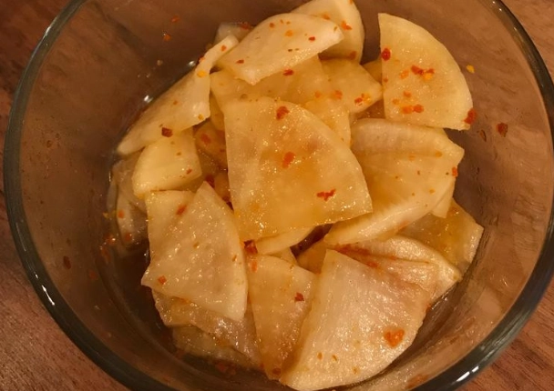 韓式醃蘿蔔片做法全攻略：在家做出道地韓味小菜