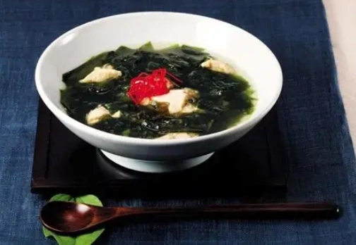 台式紫菜湯秘訣：從家常食譜到台北餐廳推薦完整指南