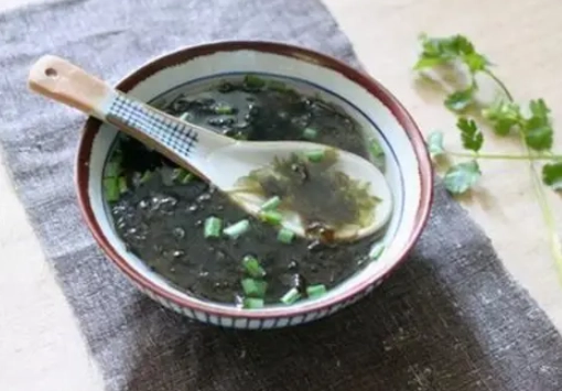 紫菜湯做法全攻略：簡單三步驟煮出鮮美不腥的家常湯品