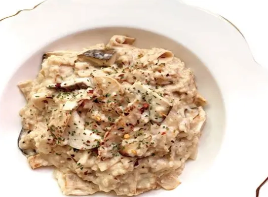 白醬燉飯牛奶終極指南：從家常食譜到台北必吃餐廳推薦