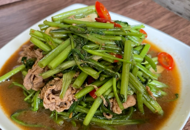 沙茶牛肉空心菜 餐廳