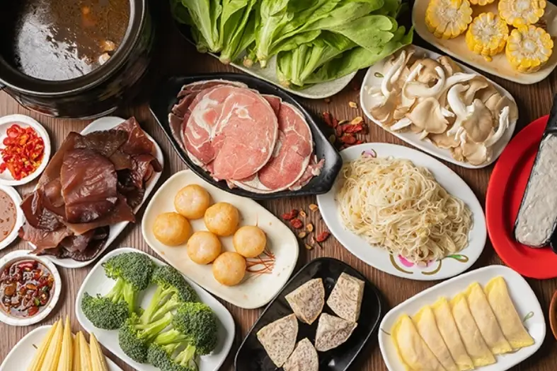 藥膳羊肉爐配料終極指南：從藥材到沾醬的專業搭配心法