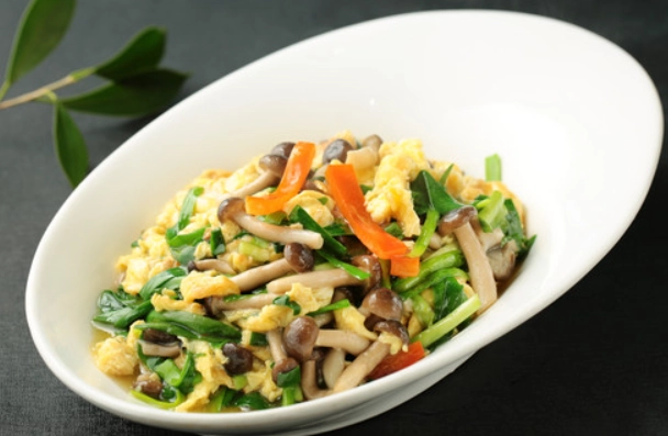 雨來菇炒蛋餐廳