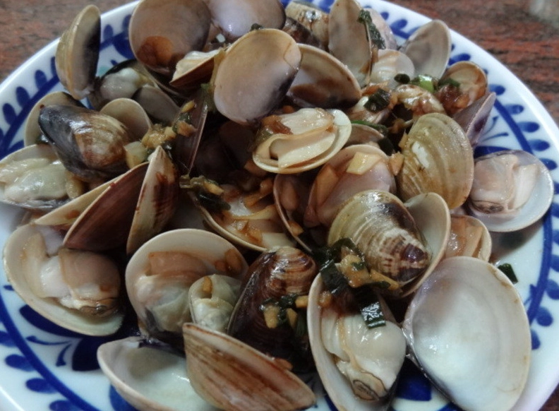 清炒蛤蜊秘訣全攻略：從挑選、料理到餐廳推薦一次掌握