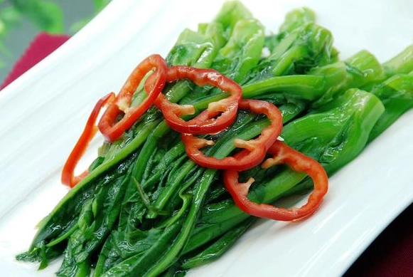 青菜吃法全攻略：從挑選、處理到美味上桌，解決你所有煮菜困擾