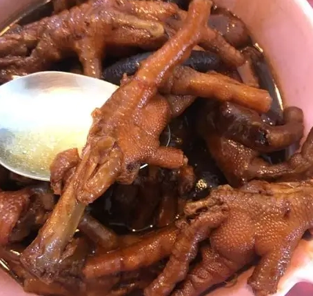 古早味滷雞腳秘訣大公開：從選材到滷製的完整指南