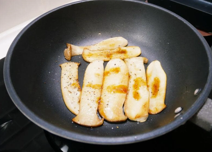 黑胡椒杏鮑菇做法