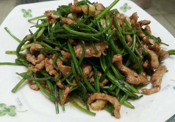 水蓮炒肉絲做法