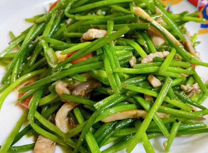 水蓮炒肉絲食譜