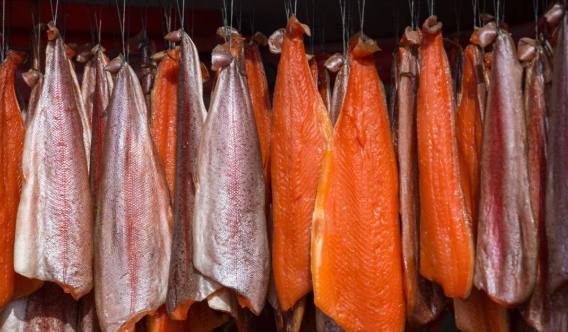 燻鮭魚選購