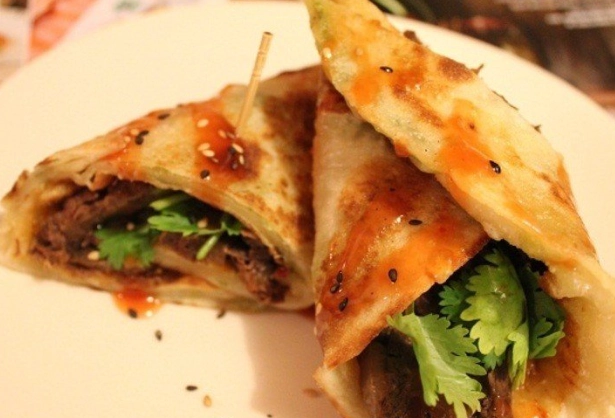 牛肉捲餅皮食譜