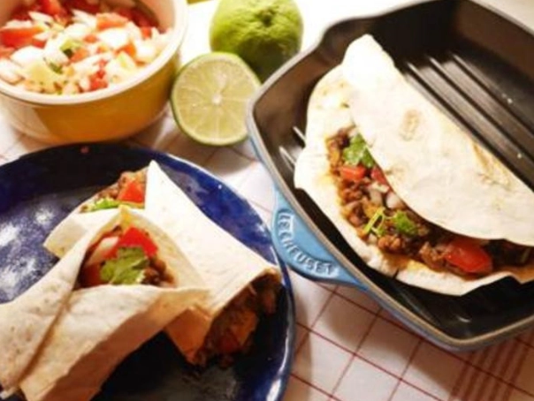 墨西哥牛肉捲餅做法