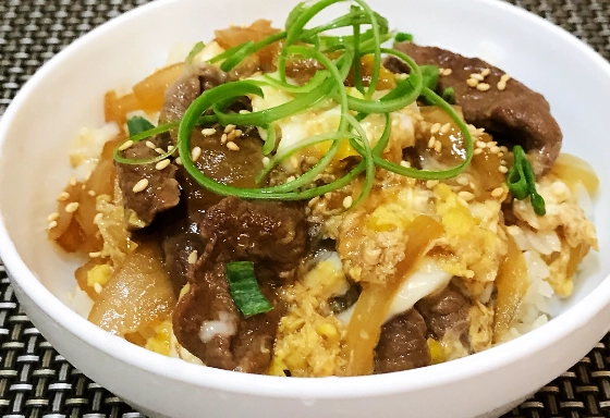牛肉丼飯做法