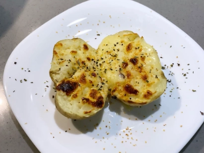 鹽焗馬鈴薯食譜