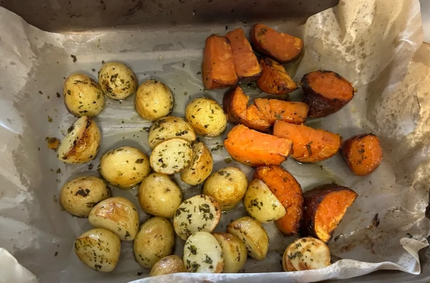 鋁箔紙烤馬鈴薯做法