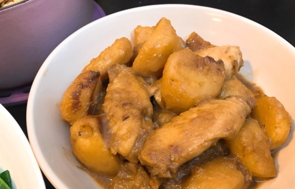 薯仔炆雞翼做法