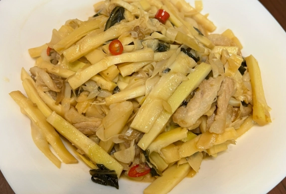 竹筍炒肉絲做法