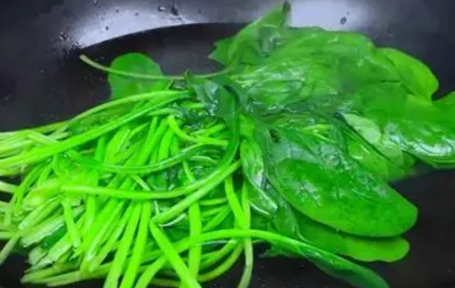 菠菜 吃太多 拉肚子