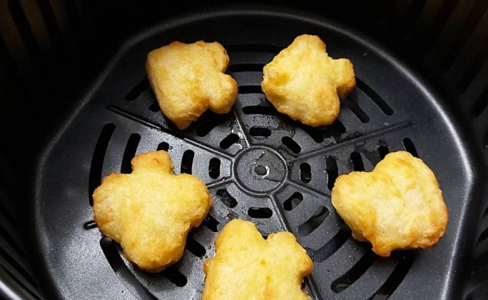 冷凍雞塊怎麼炸