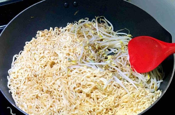 泡麵怎麼炒